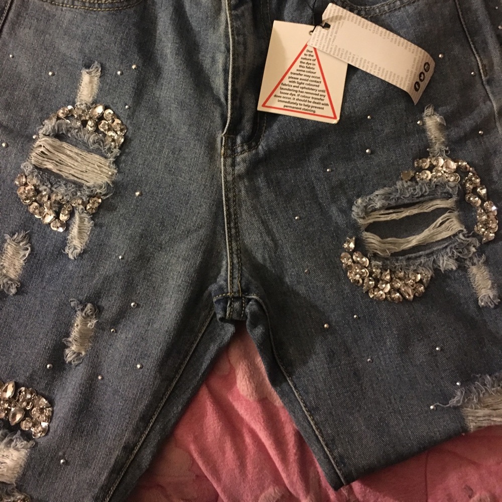Ripped Jeans / blue jeans / skinny jeans